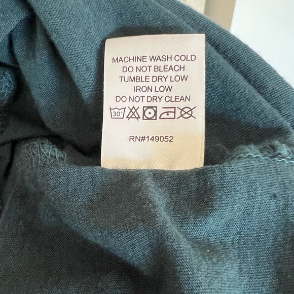 Fashion Nova | Cropped Long Sleeve T-Shirt | Medium | Teal - Picture 10 of 10